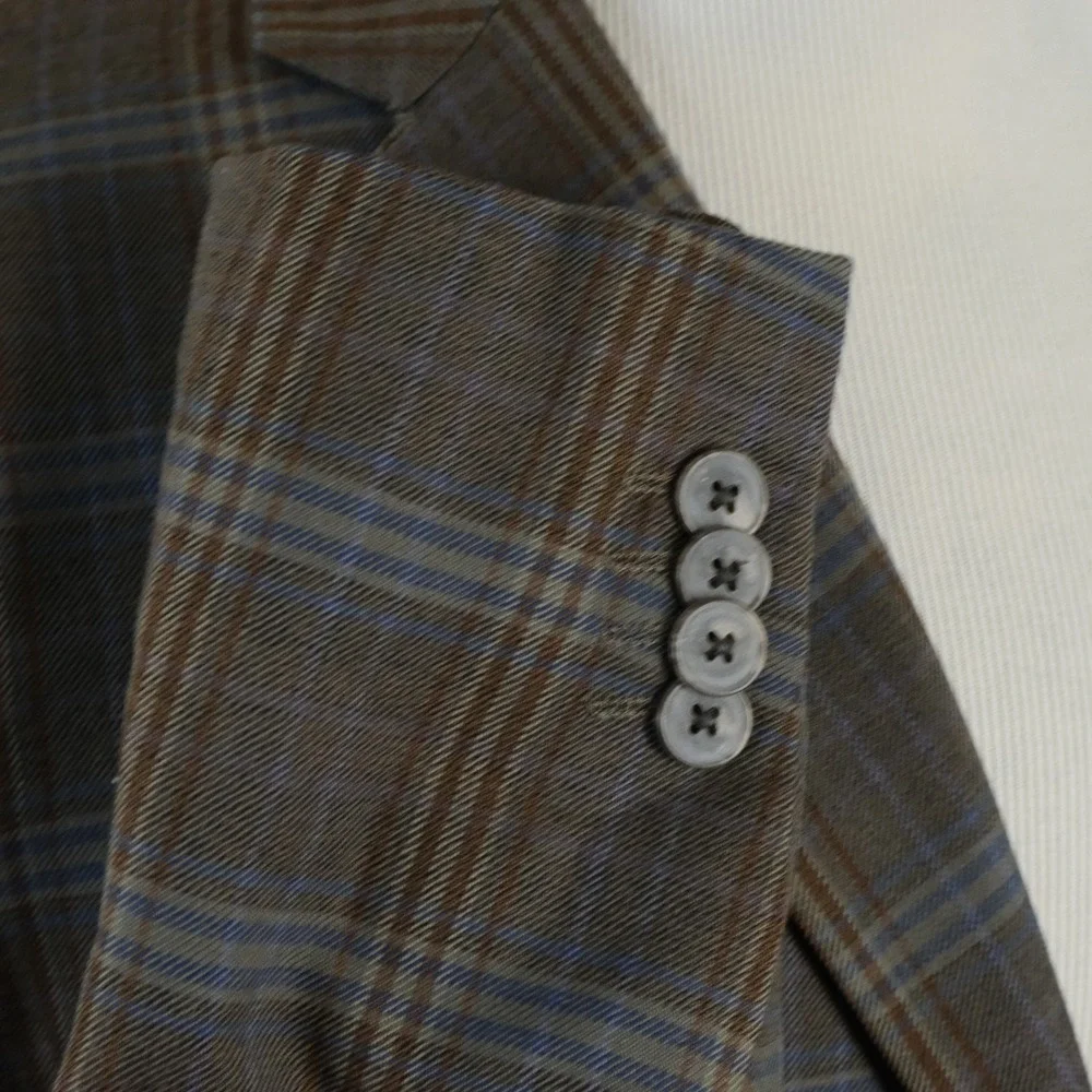 Johnston & Murphy Large Sport Coat 100% Wool Brown Plaid Two Button Double Ventd